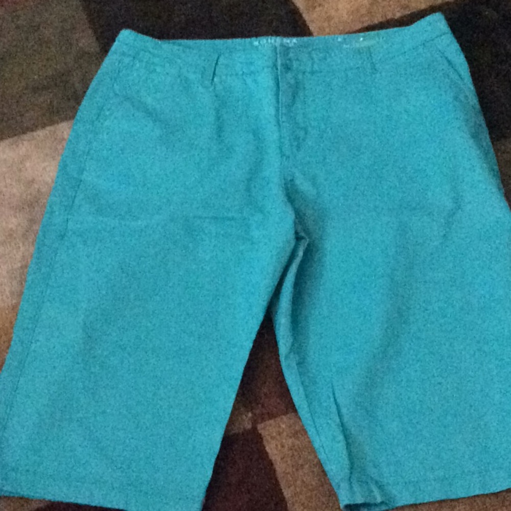 Sonoma Lifestyle Capris Size 14